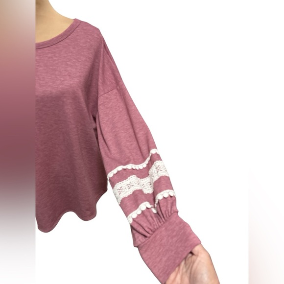 7th Ray Women’s Pink with White Lace Detailing Long Sleeve Sweatshirt in Size XL - Picture 4 of 11
